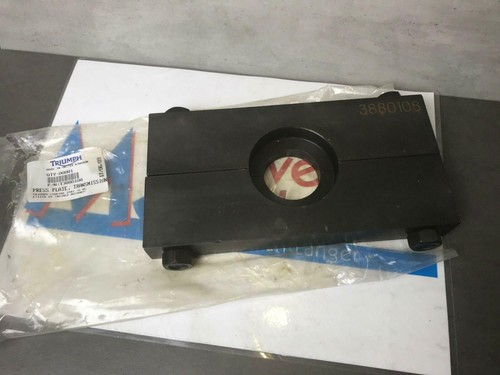 Triumph transmission press - transmission,